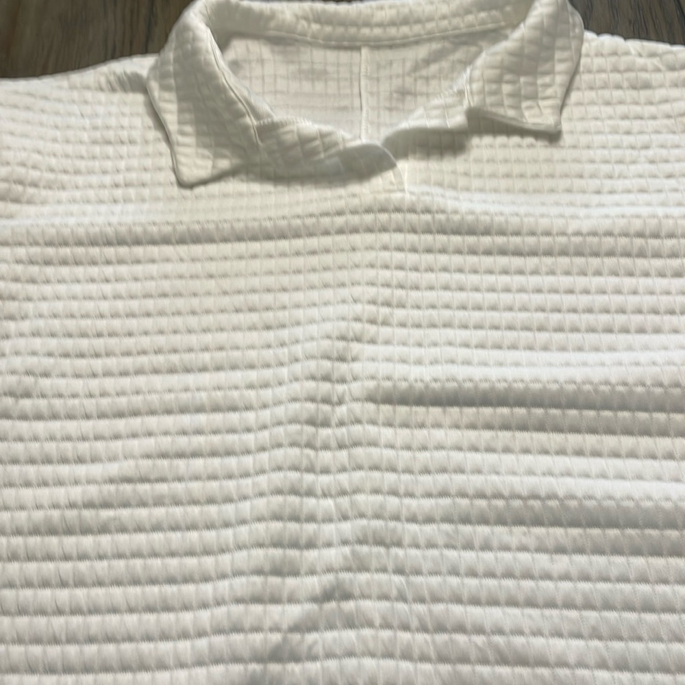 White top with puffy sleeves